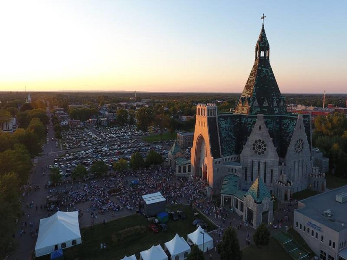 ホテルMaison De La Madone Trois-Rivières エクステリア 写真